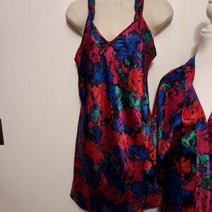 Inhibitions Medium EX COND  Red, blue, green 100 % polyester